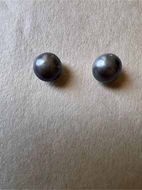 Blue toned pearl studs on 14k posts